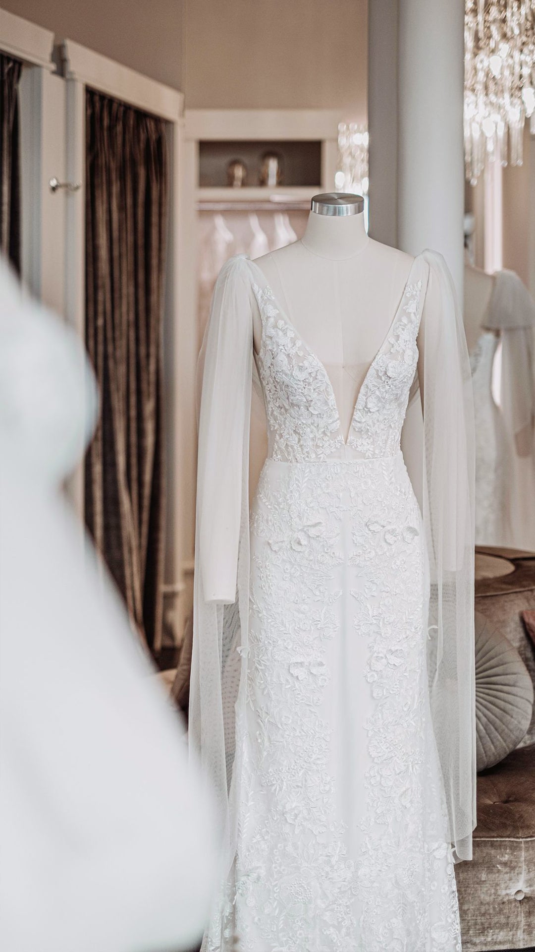 Owen Gown - UK 12