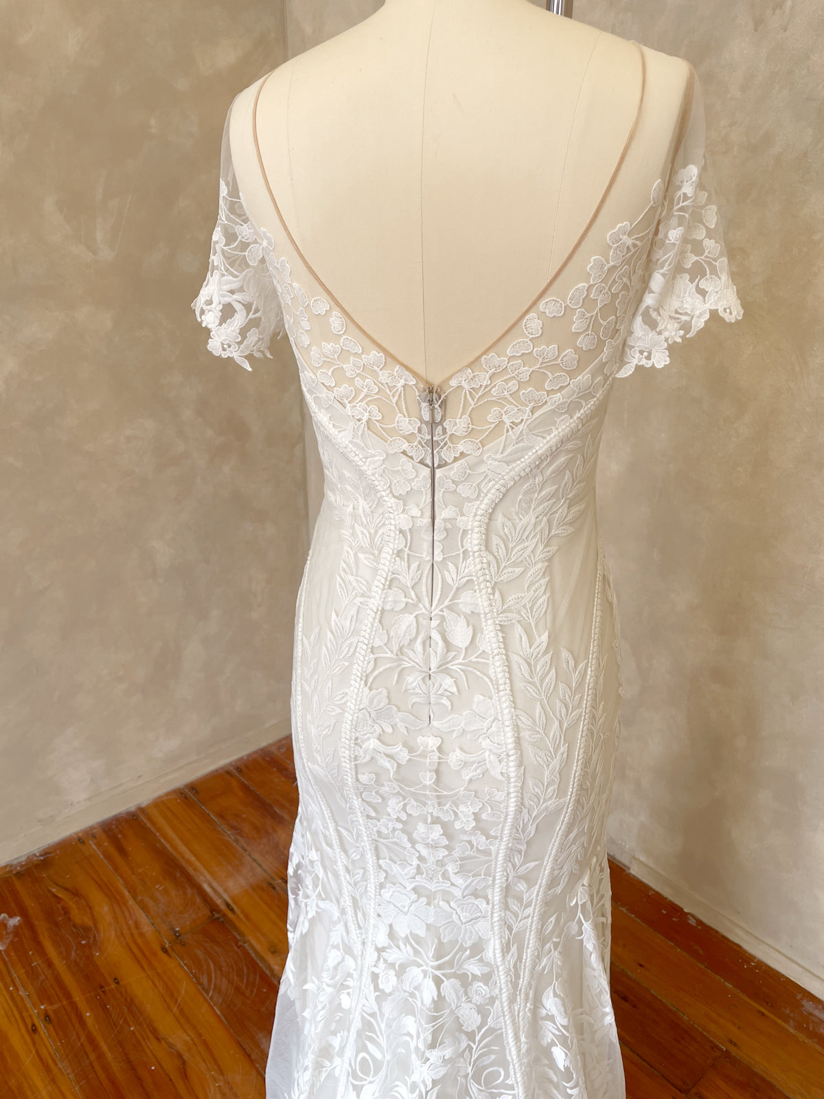 Everly Gown - UK10