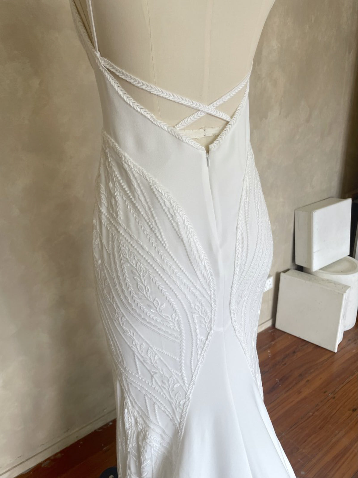 Reece Gown - UK8