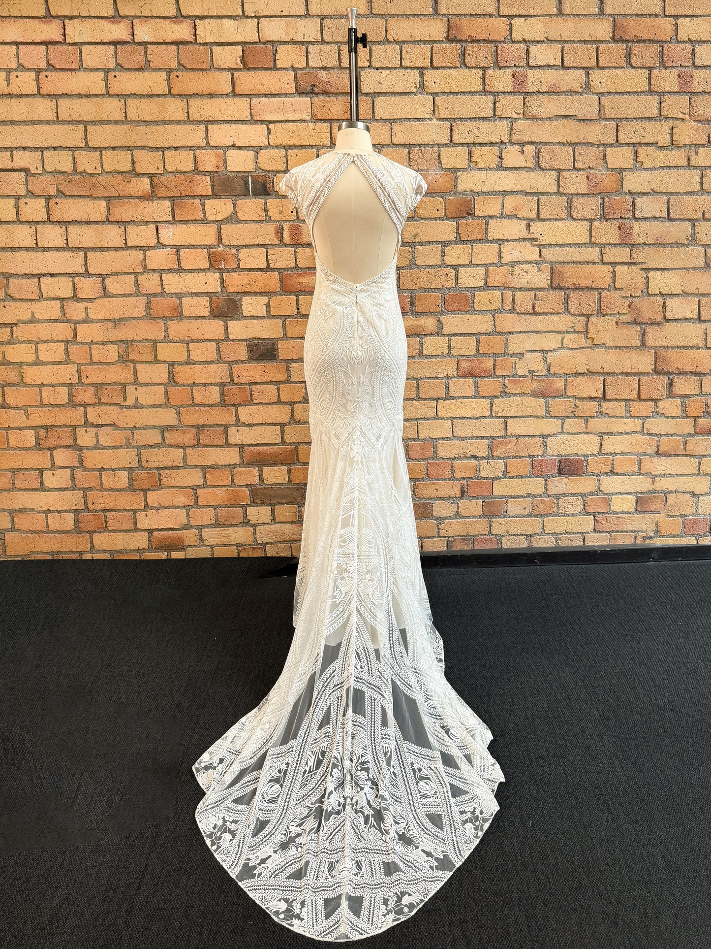 Rafia Off White - UK8