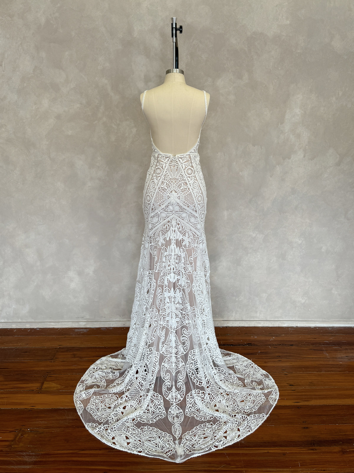 Sequoia Gown - UK8