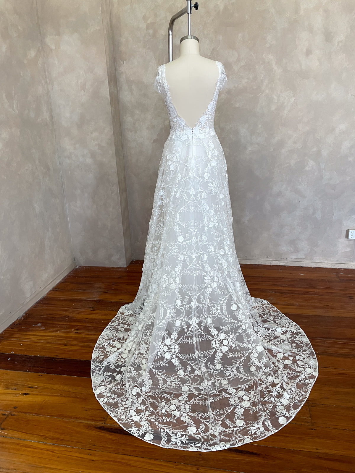 Blake Gown - UK10