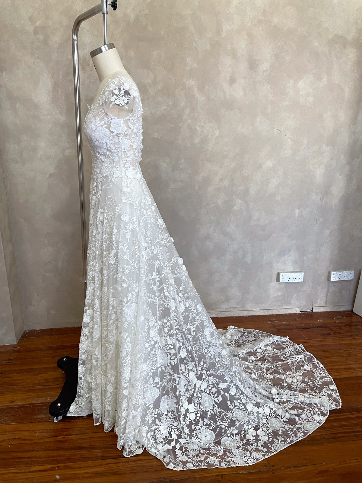 Blake Gown - UK10