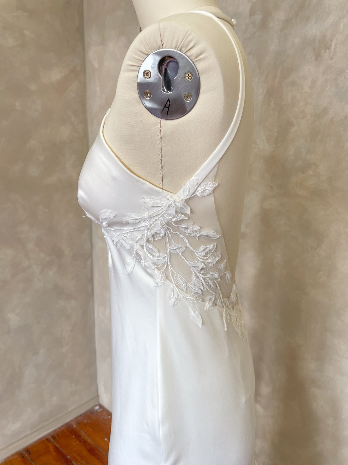 Faye Gown - UK18