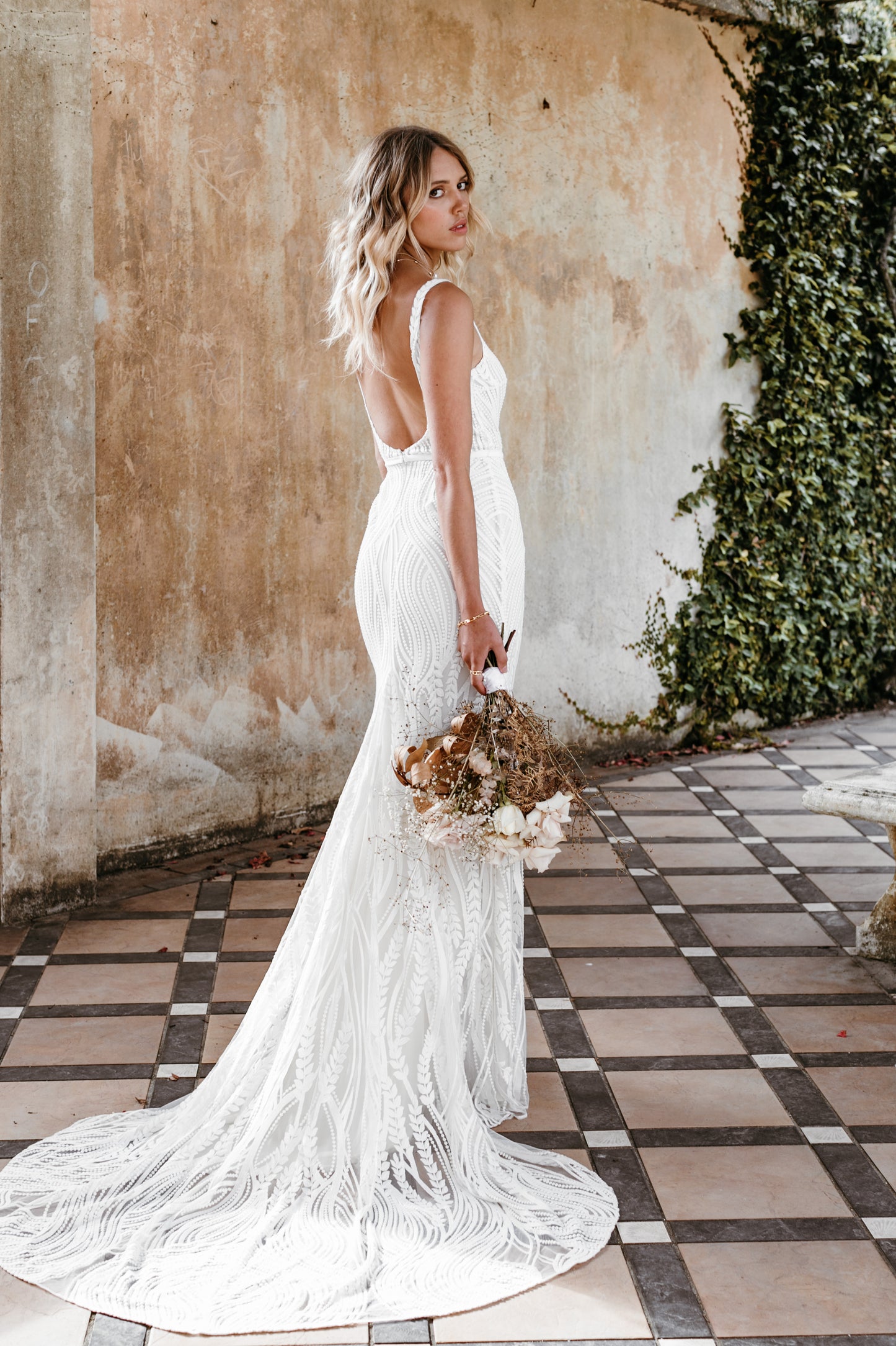 Frankie Gown - UK20
