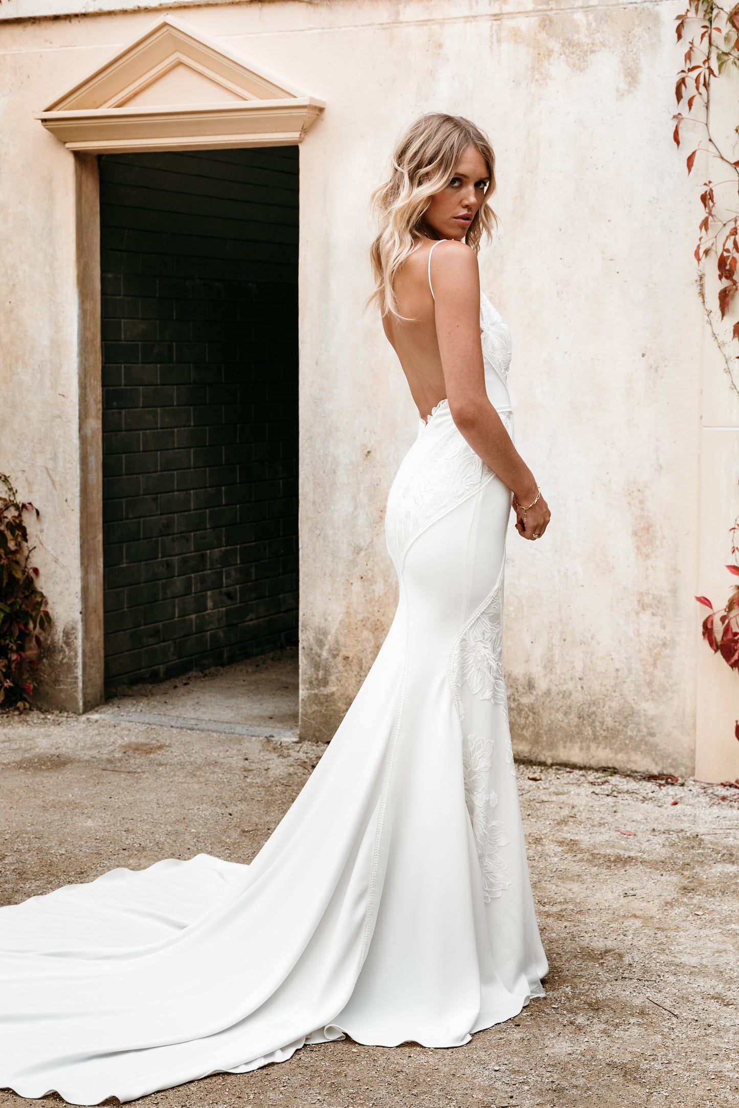 Jude Gown - UK16