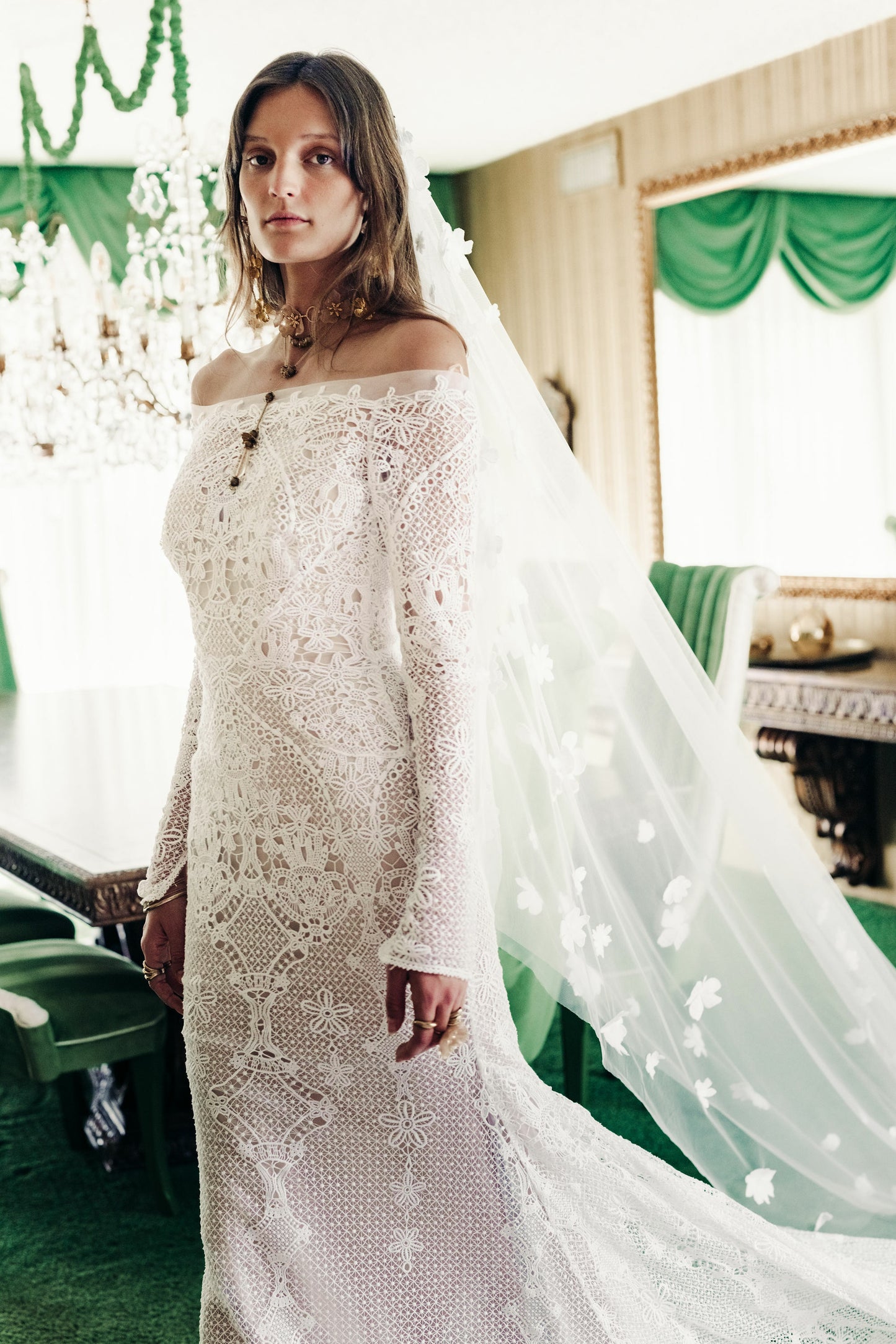 Dylan Gown - UK14