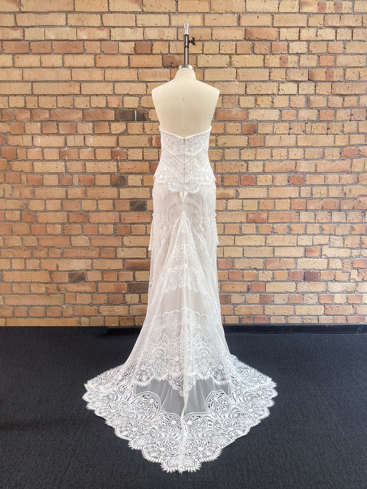 Halia Gown - UK10