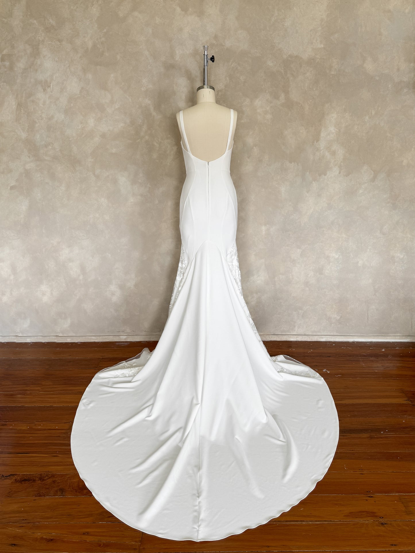 Brady Gown - UK20 C cup