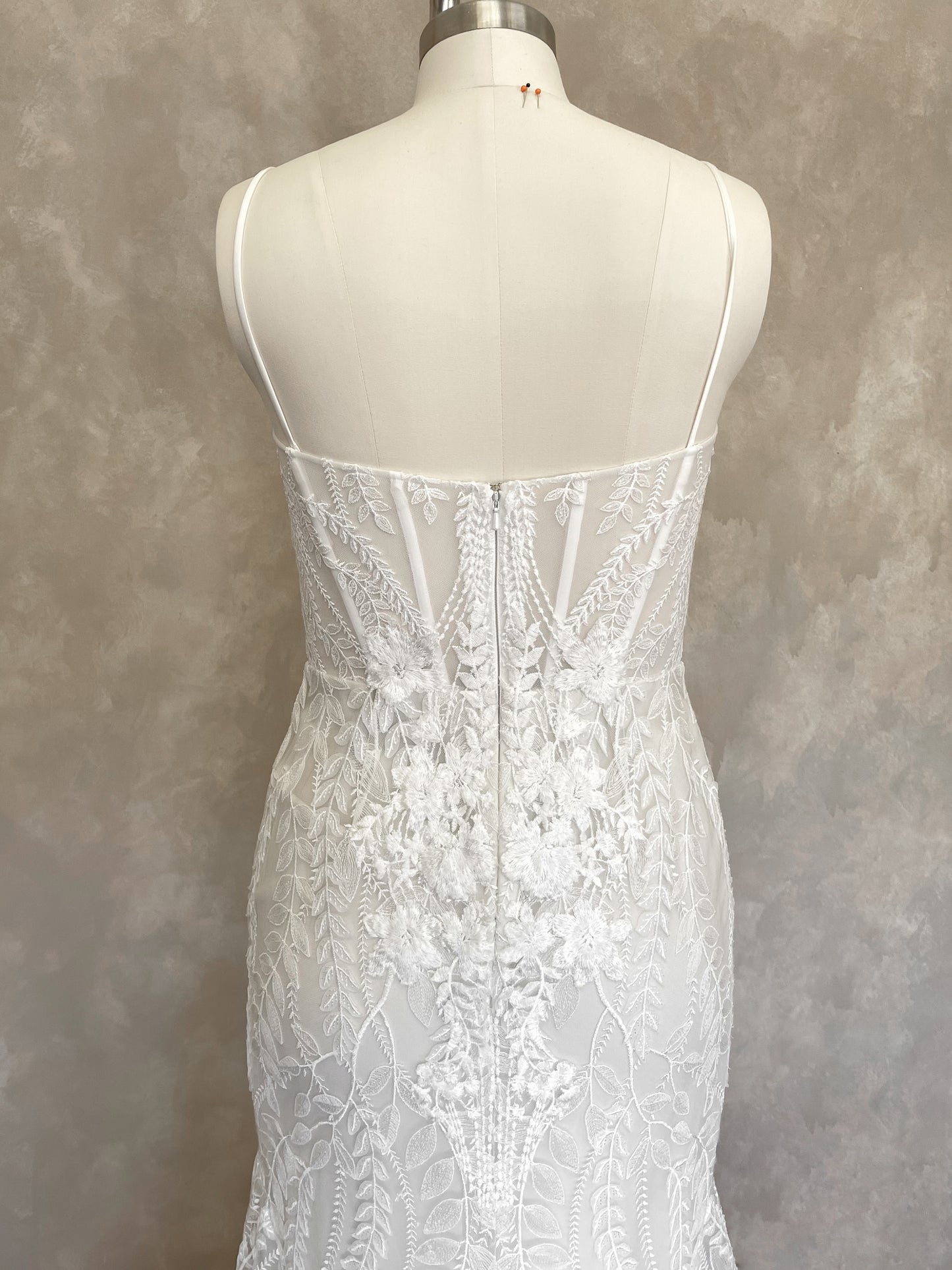Emmett Gown - UK 12 C
