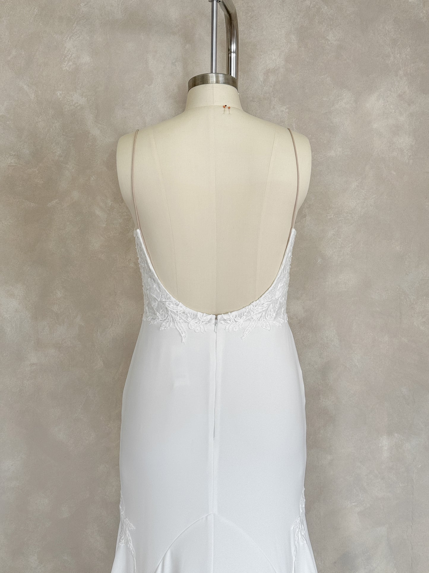 Aidan Gown - UK20