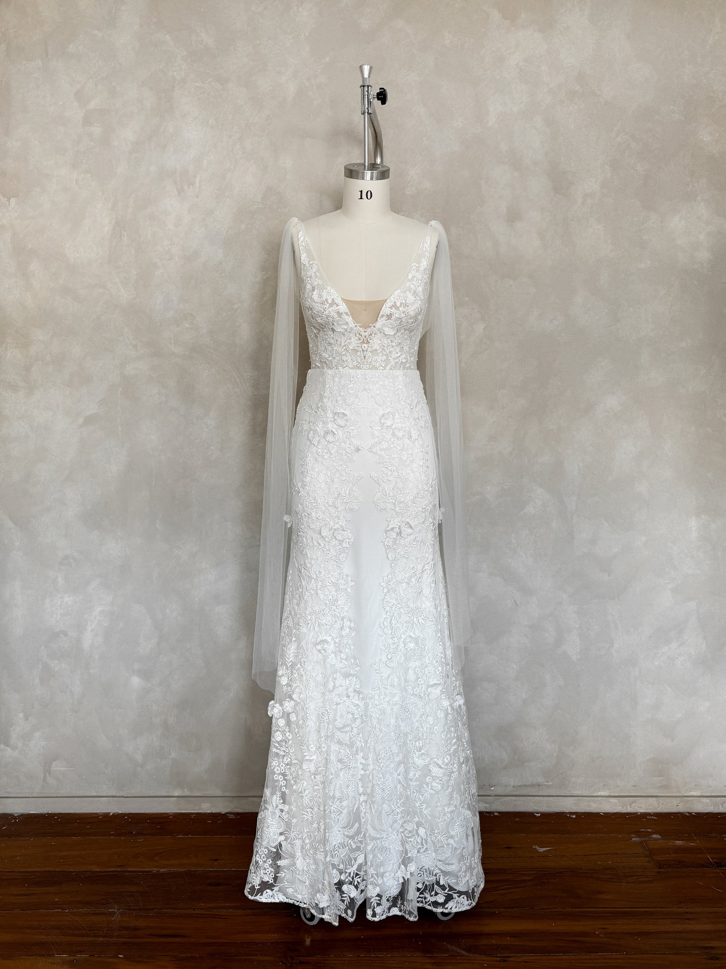 Owen Gown - UK 12