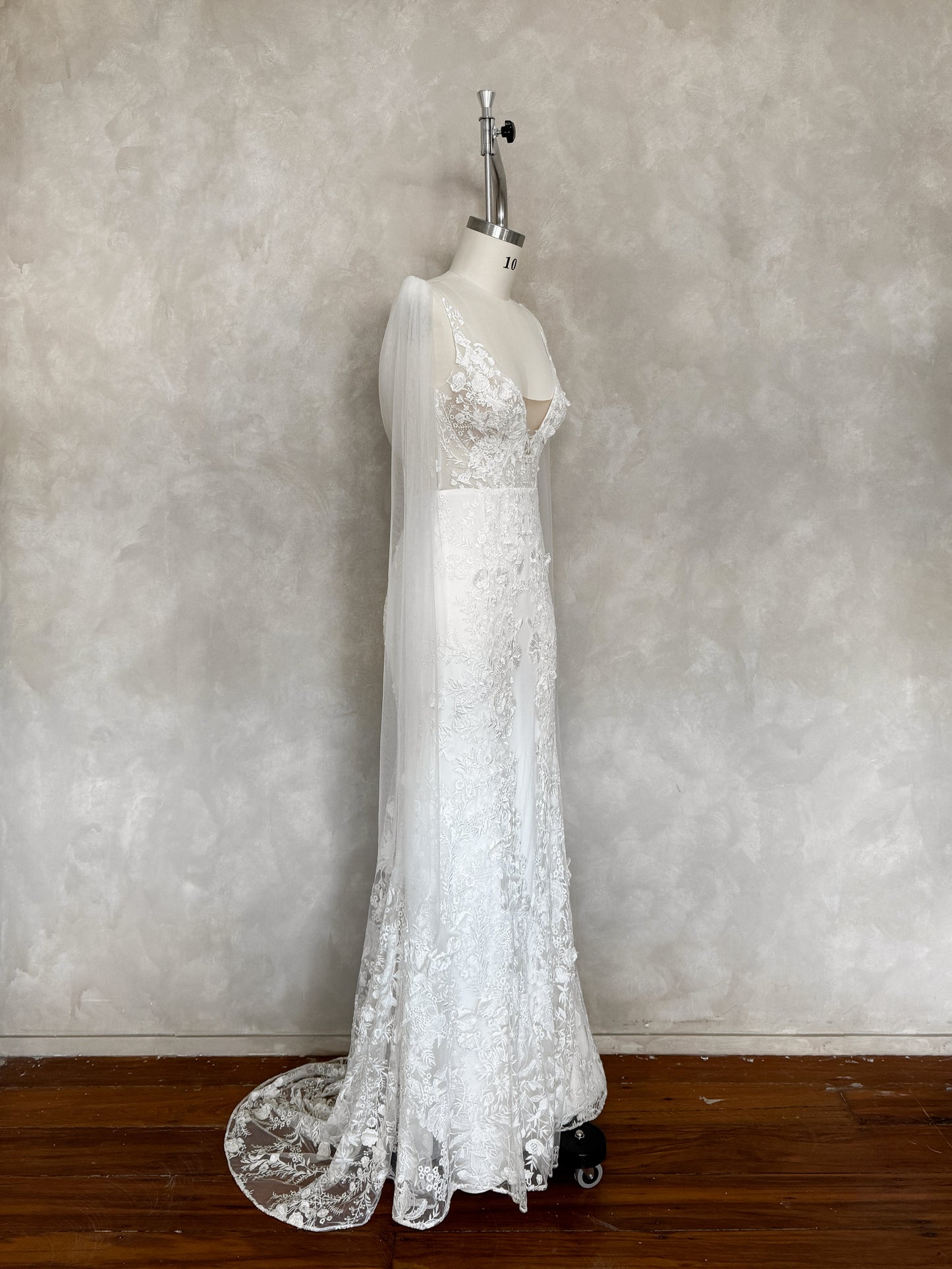 Owen Gown - UK 12