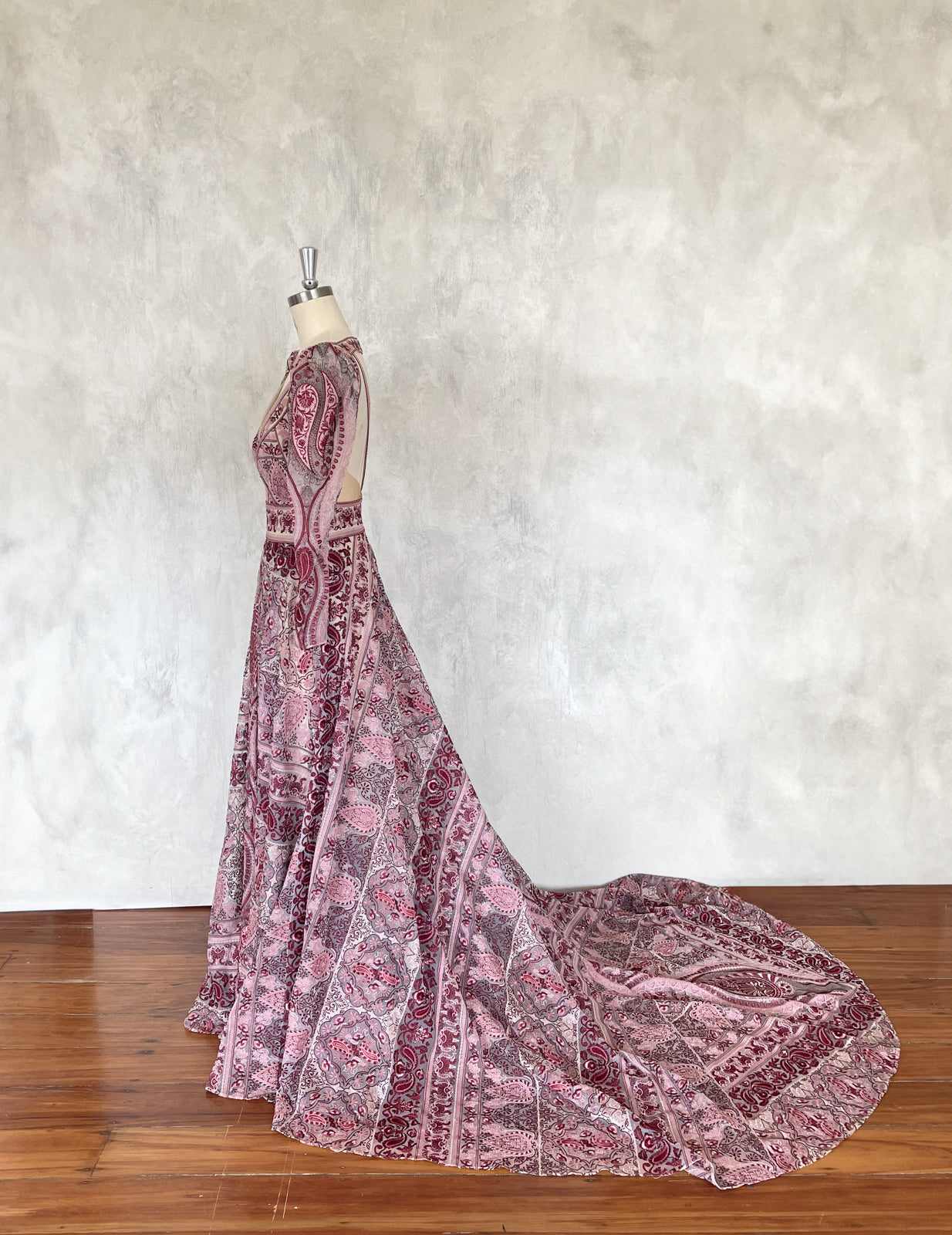 Kyara Blush Gown - UK8