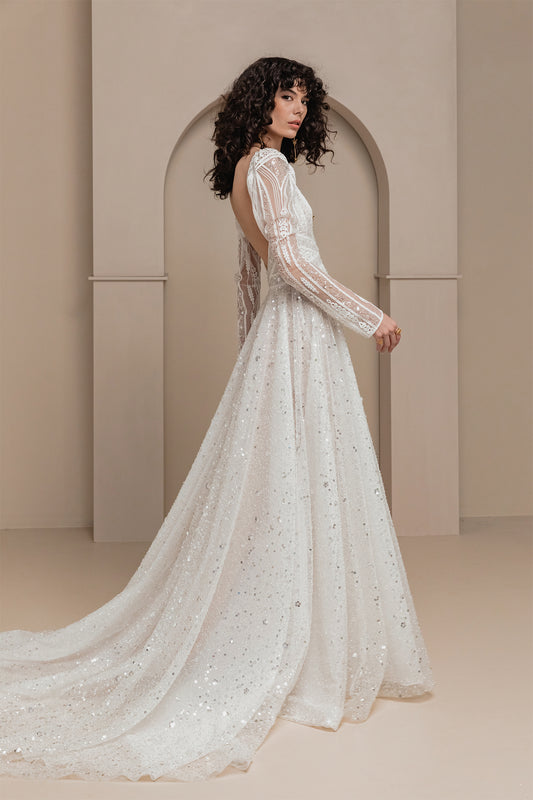 Valley Off-White Gown - UK10