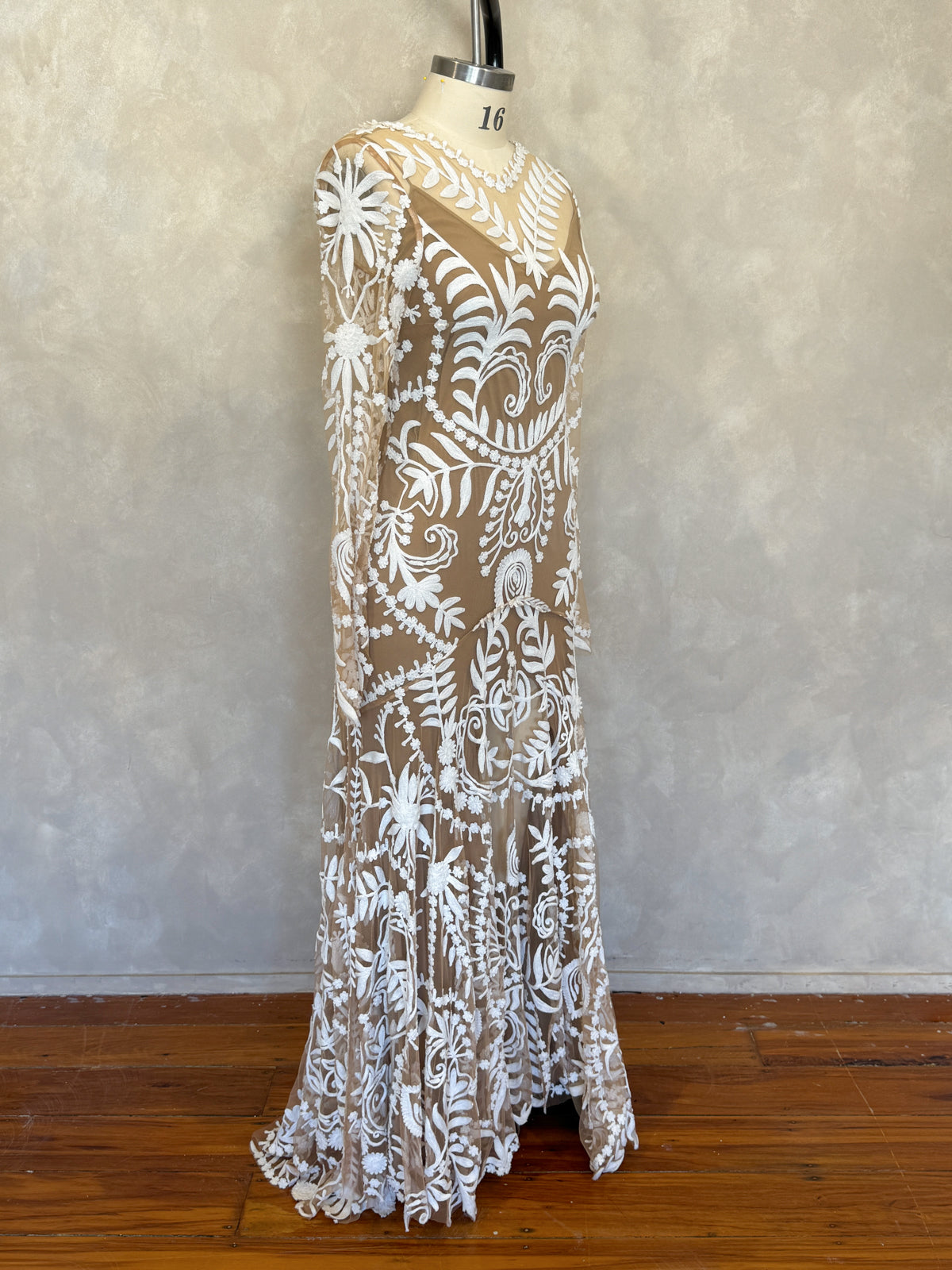Avril Sienna Gown - UK16