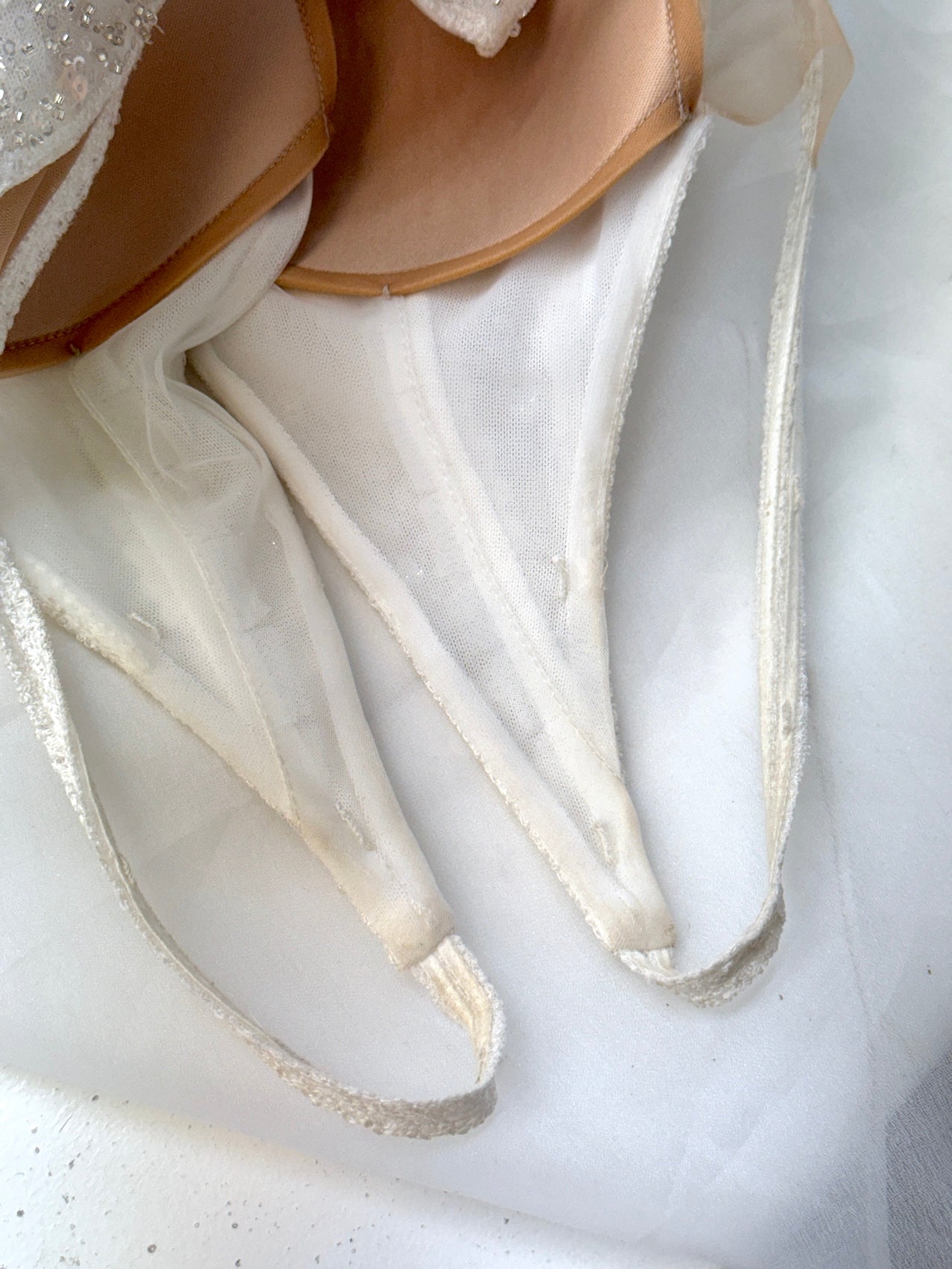 Valley Off-White Gown - UK8